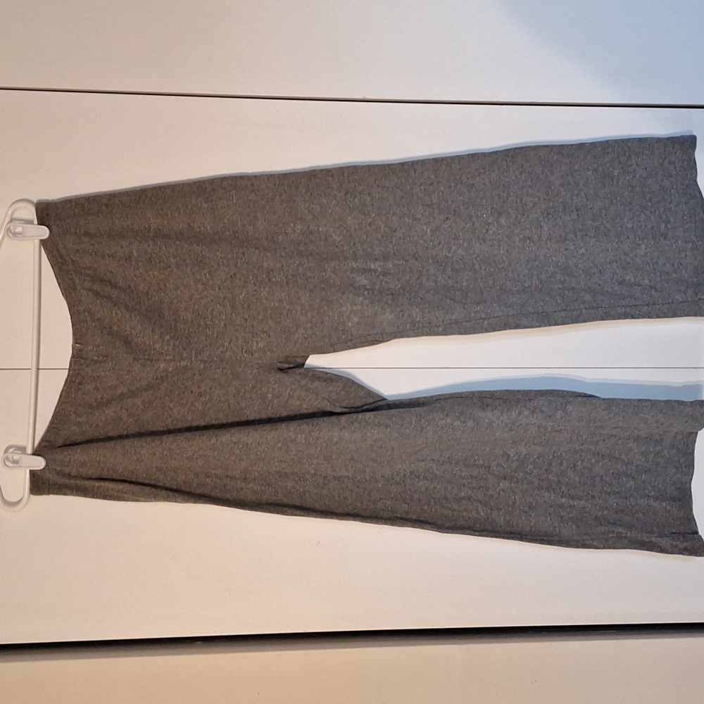 Arlotta Studio Top And Matching Large Bottom - image 5